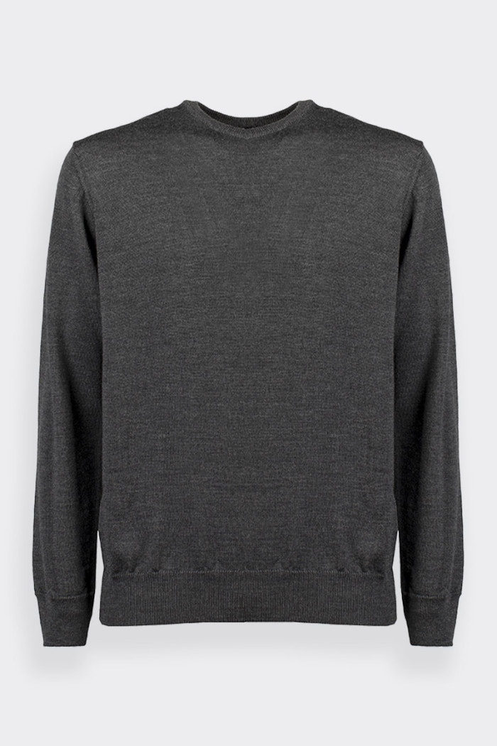 Men’s crew neck sweater made of 100% extra fine merino wool. regular fit. Ideal for all occasions.