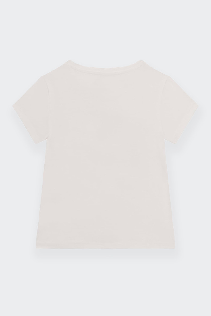 t-shirt Guess da bambina realizzata in puro cotone, questa t-shirt ha maniche corte e una stampa floreale sul fronte che aggiung
