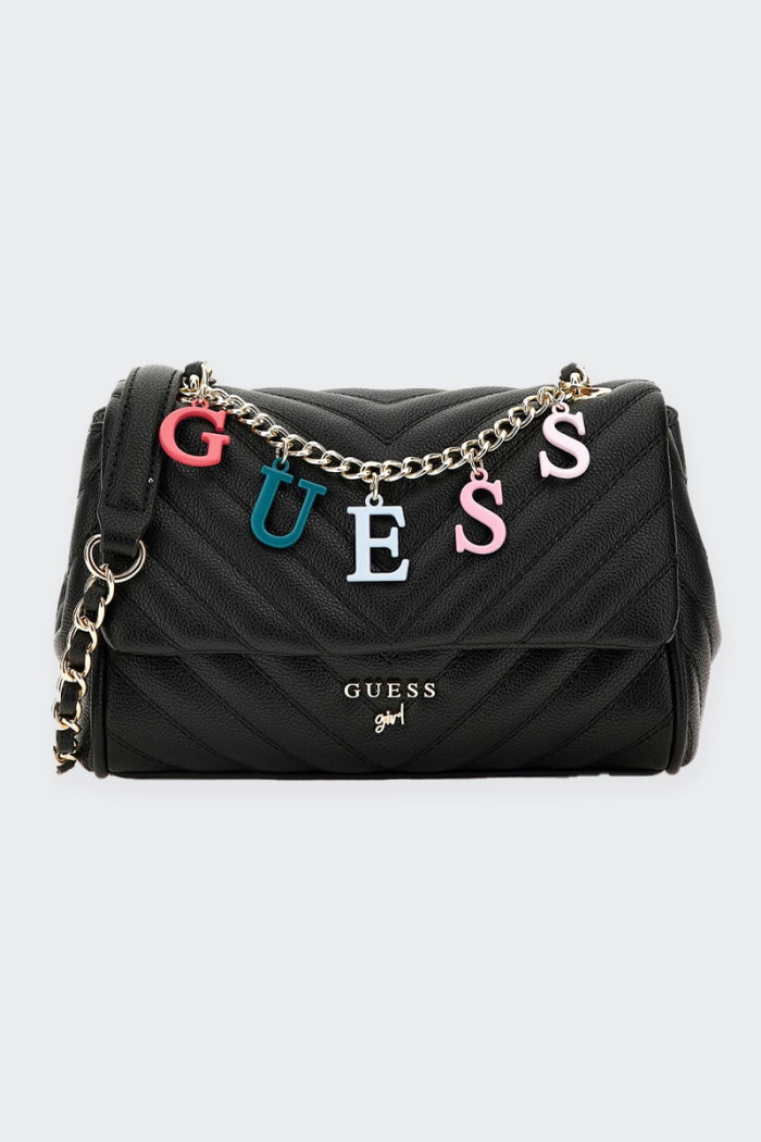 girl's and girl's chain shoulder bag with logo writing detail. quilted fabric and flap closure. Perfect for any look or occasion