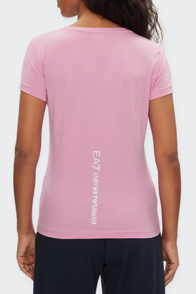 t-shirt Emporio Armani EA7 da donna dalla linea essenziale e semplice, realizzata in morbido cotone stretch, impreziosita dal ma