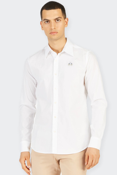Men's long-sleeved, slim fit, button-down collar shirt. Classic cut. La Martina logo embroidered on the tone-on-tone chest.