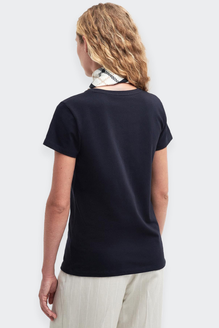 women's t-shirt featuring an exclusive graphic print on the front, this basic cotton-blend, short-sleeved crew-neck version has 