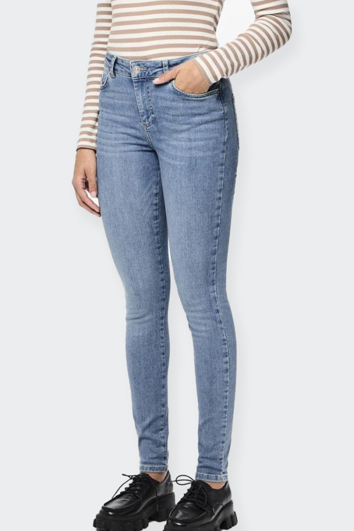 Pieces BLUE SKINNY FIT JEANS