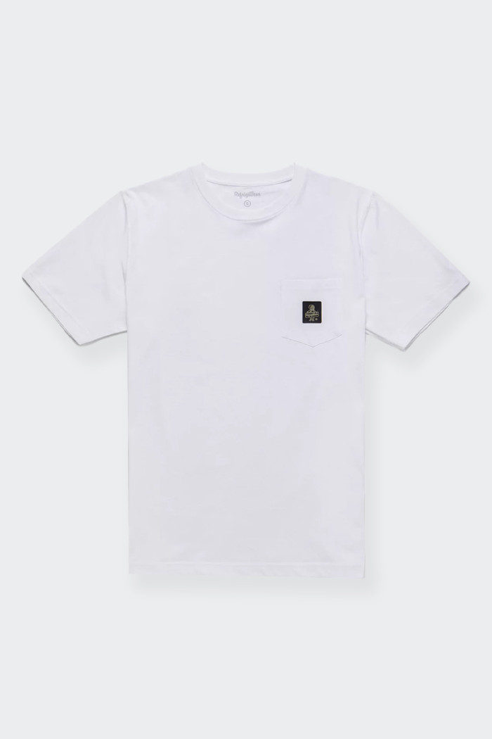The Pierce T-Shirt is an iconic men's T-shirt for the Spring Summer season. A simple plain-coloured t-shirt, but with contempora