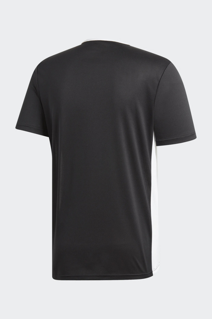 short-sleeved men's t-shirt made of a moisture-wicking fabric that guarantees optimal comfort during every workout. With its ele