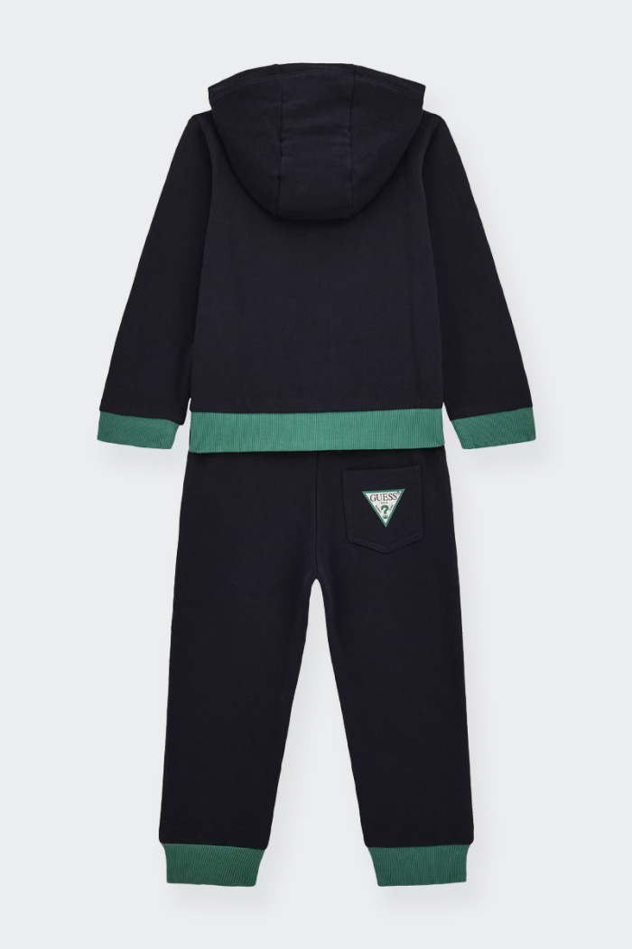 children's tracksuit set made of soft cotton french terry fabric. The sweatshirt features a practical zip fastening and side poc