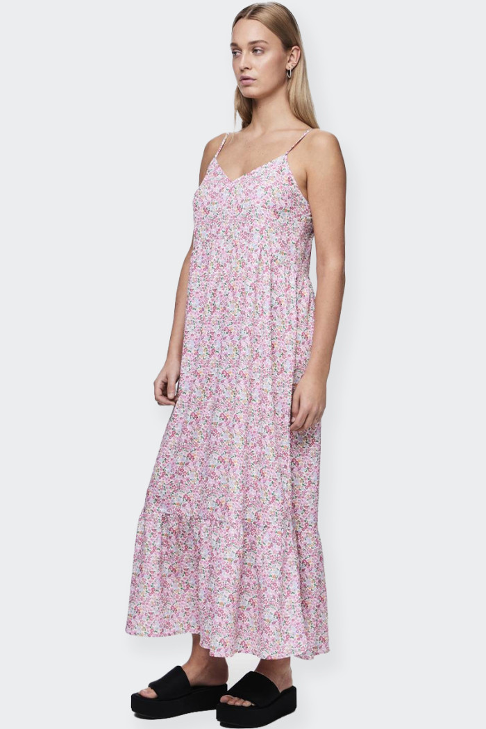 lightweight women's long dress. With a V-neck and sleeveless, this women's dress is perfect for special occasions. The ankle len