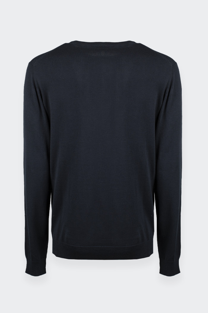 Romeo Gigli men’s crew neck sweater. Made of 100% cotton, Perfect to wear on all occasions directly on the skin or under a shirt