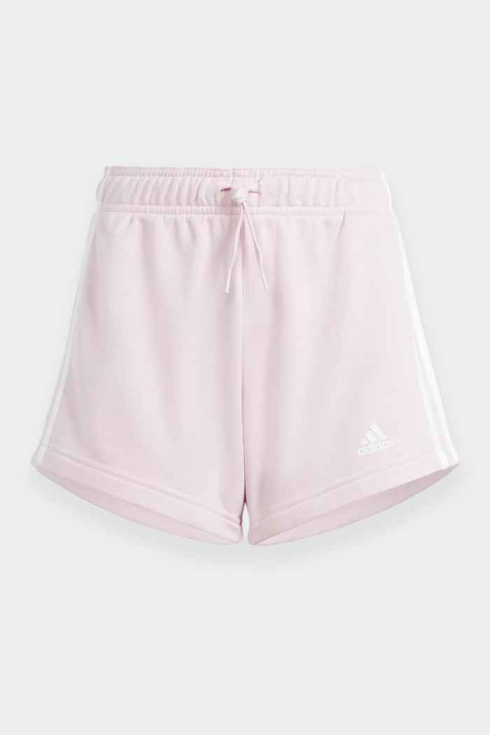 adidas shorts for girls are the perfect sports shorts for active girls. With their striped design and brand logo, these shorts o