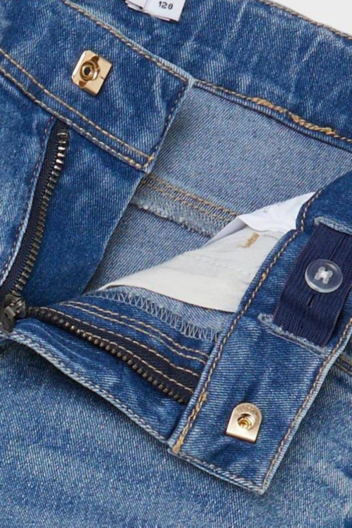 jeans Name It regular fit 5 tasche per bambina/teenager dal taglio regolare e comodo giro vita regolabile. chiusura patta a zip 