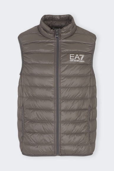 Men's sleeveless down jacket features goose down filling with technical fabric to create a warm and versatile garment suitable f