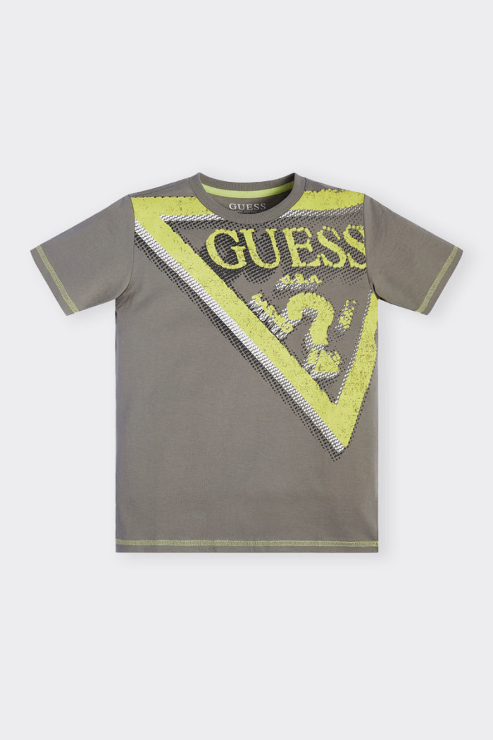 maglietta Guess in cotone a maniche corte per bambino e ragazzo. Logo triangolo effetto street stampato sul fronte. Ideale per i
