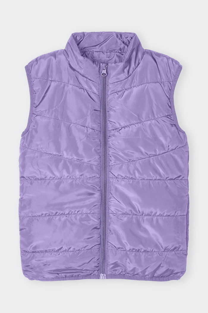 Unisex purple 100 gram sleeveless down jacket for boys and girls. Zipper closure and high mandarin collar. Ideal for coping with