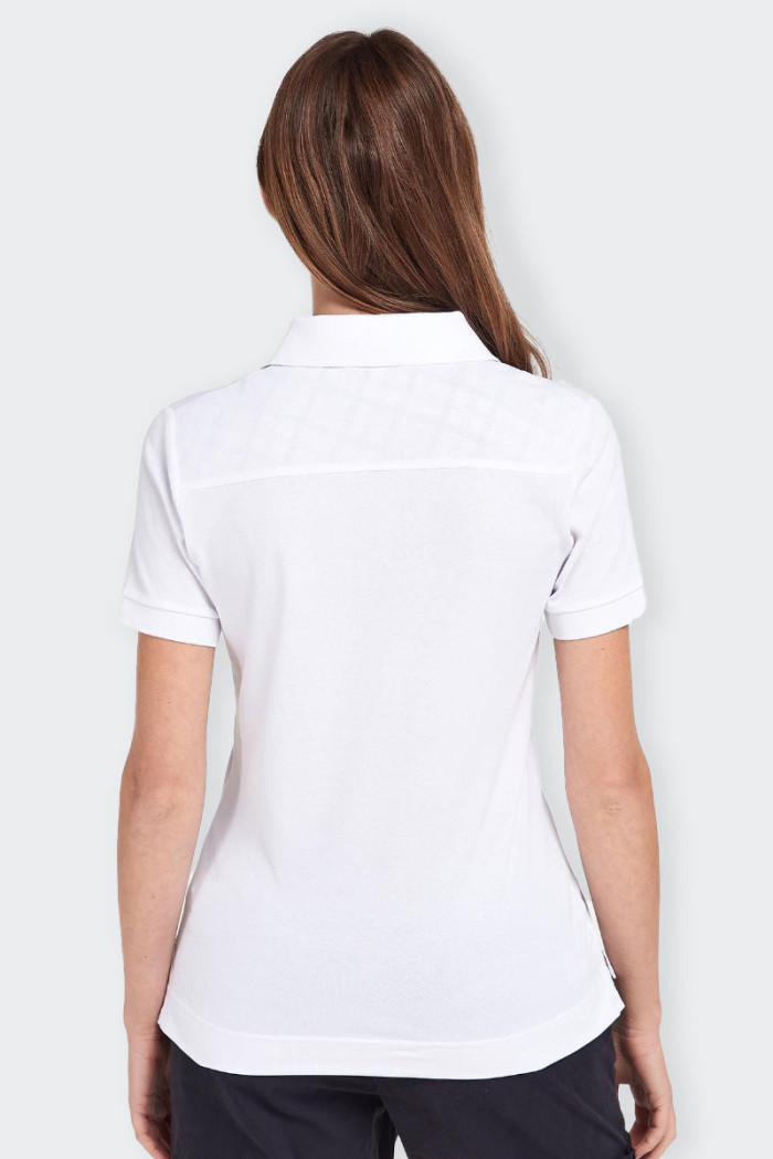 white short-sleeve polo shirt for women made of soft, stretch-cotton pique in a range of six essential colors, the polo shirt fe