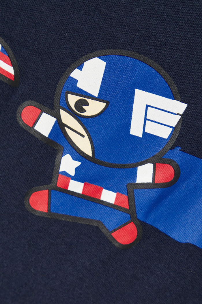 Blue long-sleeved T-shirt for child with rubberized effect print on the front of Marvel characters the Avengers. Your little one