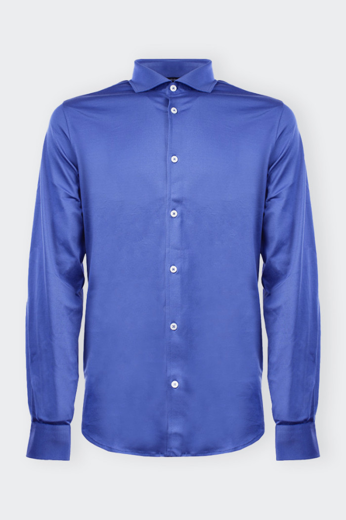 Camicia Romeo Gigli da uomo realizzata in 100% filo di scozia, tessuto di alta qualità prodotto con filato di cotone a fibra lun