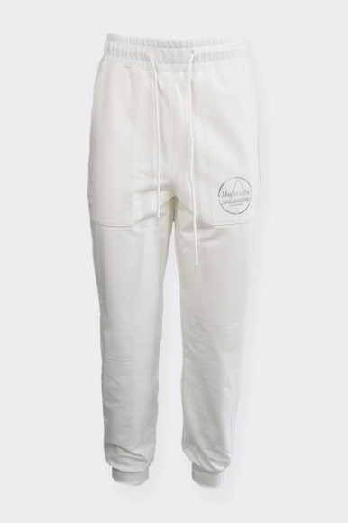white women’s sweatpants made of cotton and brushed interior. Adjustable stretch waist coulise with drawcord, side pockets and m